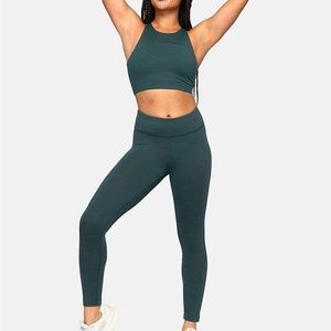 Outdoor Voices TechSweat Crop and 7/8 Midrise Legging Set in Emerald